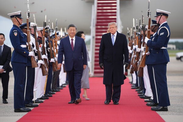 习近平抵美，特朗普罕见前往安德鲁斯联合基地迎接